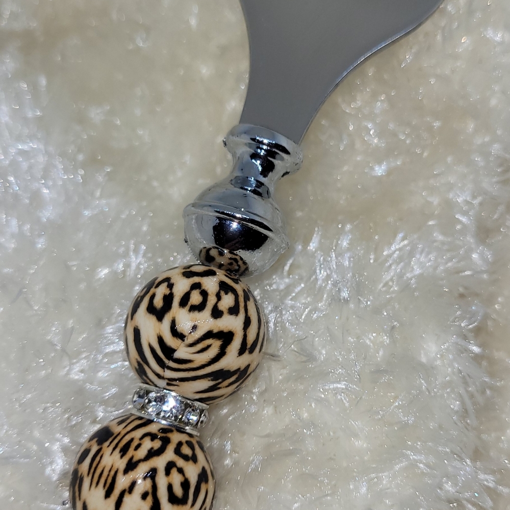 ONE OF A KIND!! Stylish Leopard Bling Bottle Opener 🤩🤩🐆